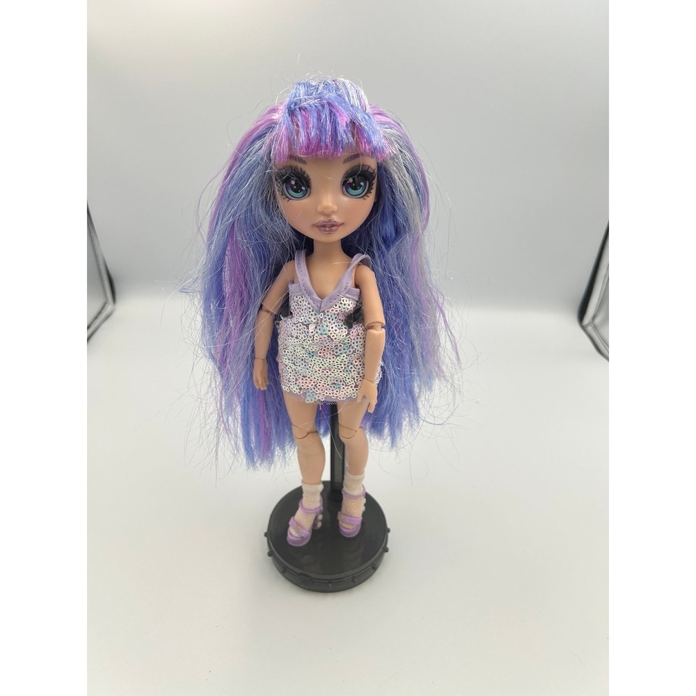 Violet Willow Rainbow High Series 1